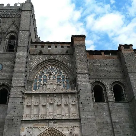 La Flor De Lis Apartment Avila