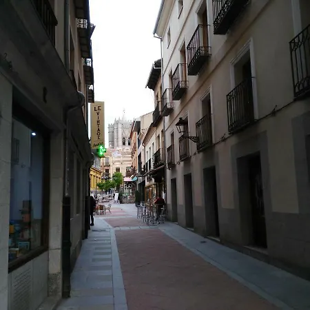 La Flor De Lis アパート Ávila